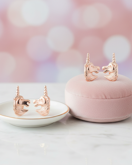 14k gold earrings - lifestyle