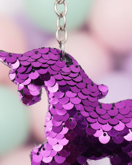 3d unicorn keychain - detail