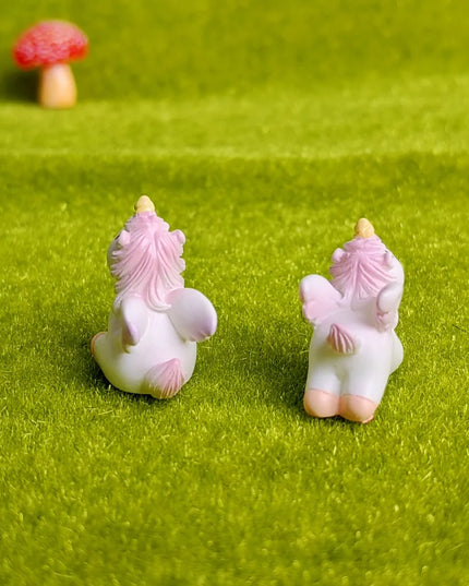 4pc Unicorn Family Figurine Set