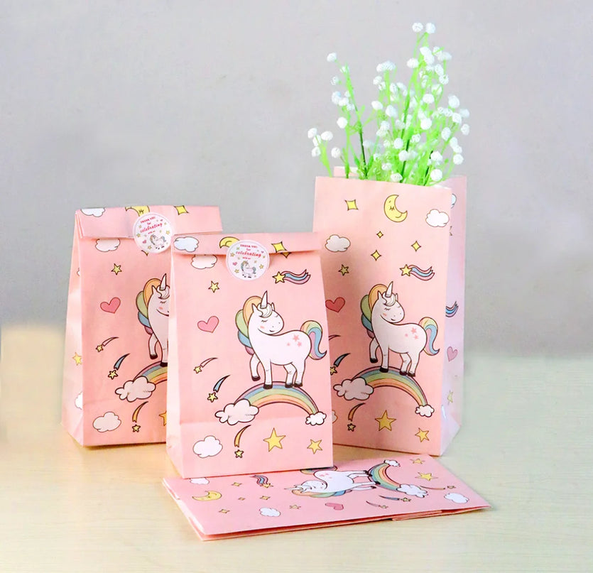 Unicorn bags with round stickers for sealing