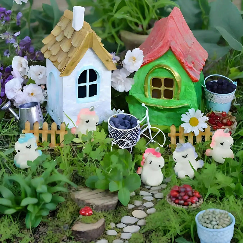 Mini Plastic Unicorn Figurines, 10-20pcs