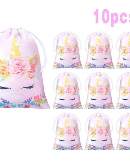 Light pink Unicorn goodie bags, set of 10 with a sleeping unicorn and gold horn