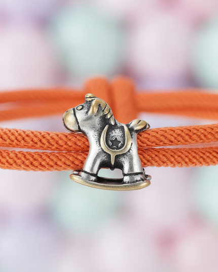 adjustable unicorn bracelet - detail