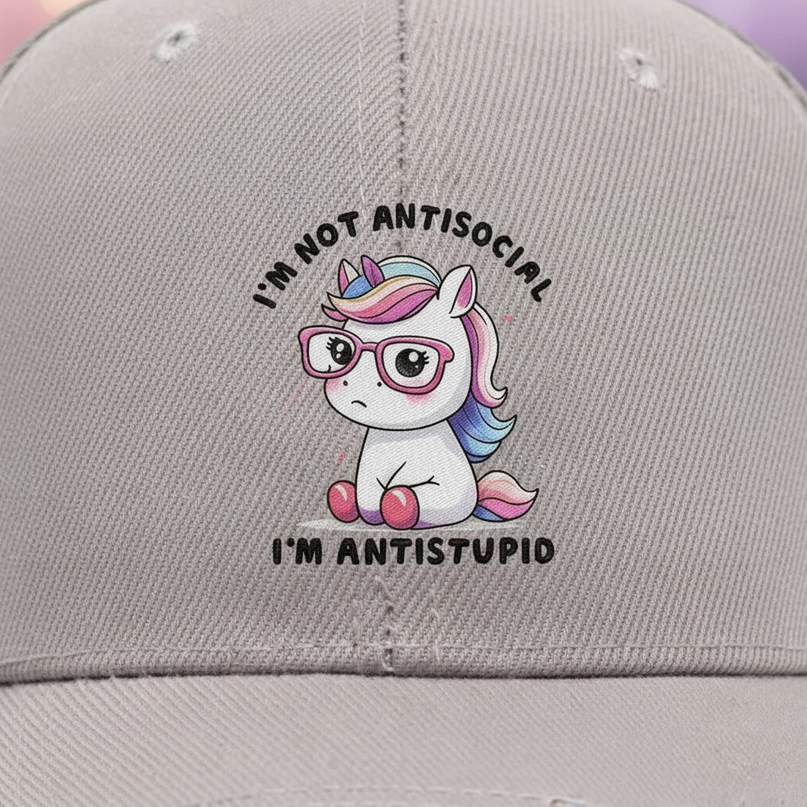 adjustable unicorn cap - detail