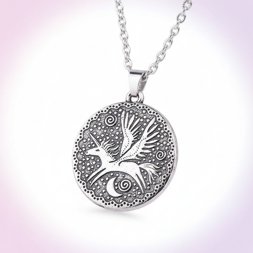 alicorn necklace - white-bg
