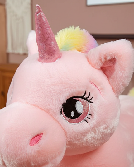 big fluffy unicorn stuffed animal - detail