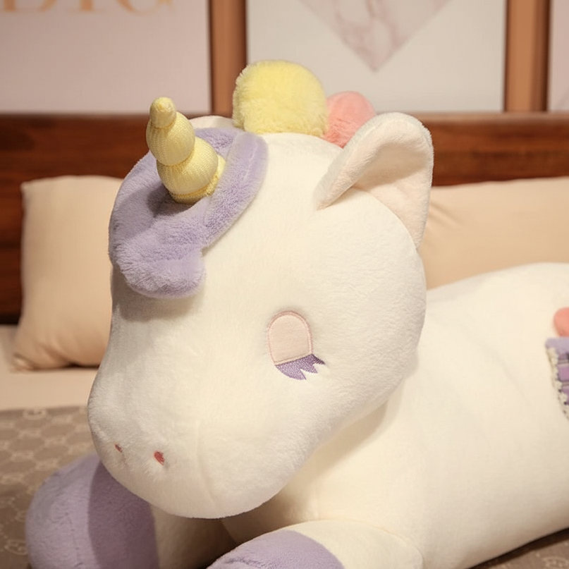 big unicorn plush - detail