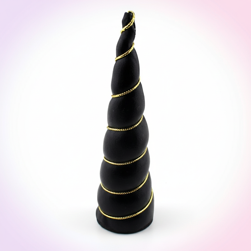 black unicorn horn - white-bg