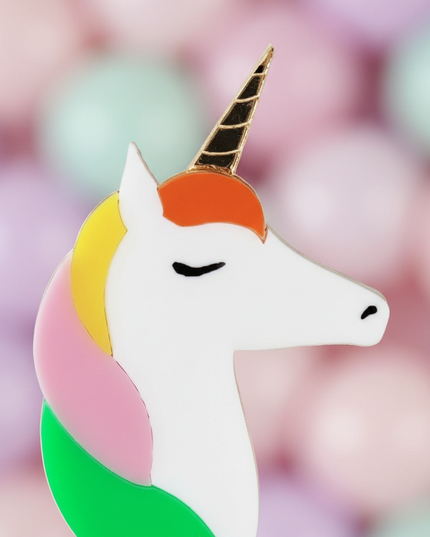 cool unicorn earrings - detail