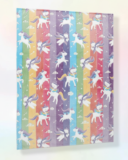 cozy unicorn blanket - white-bg