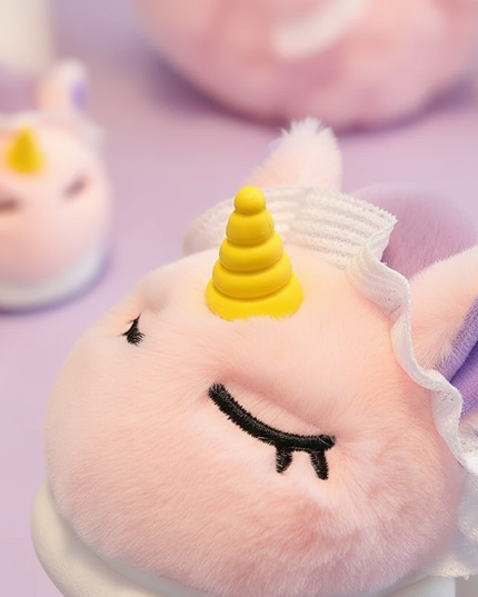 cozy unicorn slippers - detail