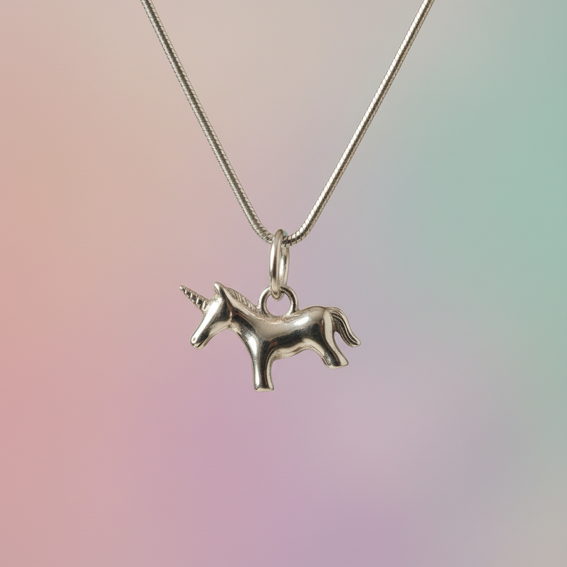 dainty unicorn necklace - detail