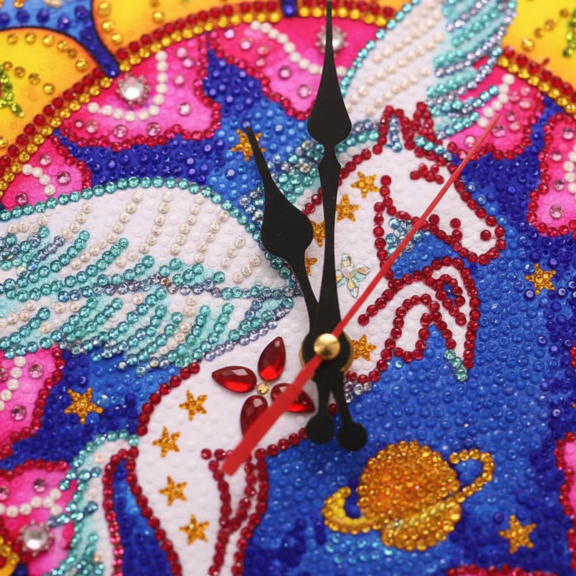 diy unicorn clock - detail