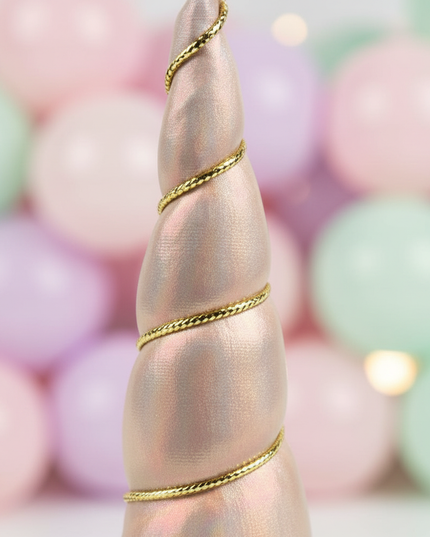 dreamy gold unicorn horn set - detail