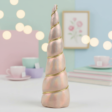 dreamy gold unicorn horn set - lifestyle