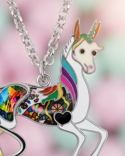 funny unicorn necklace - detail