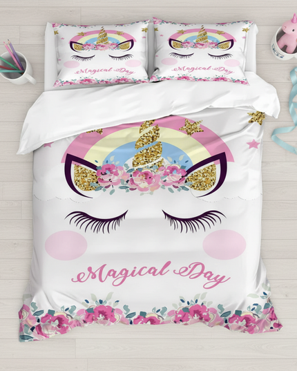 glitter horn lashes unicorn bedding - flat-lay