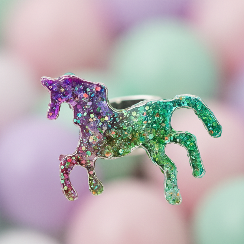 glitter unicorn earrings - detail