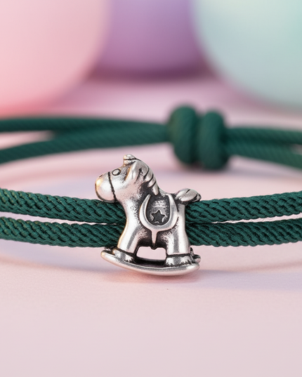 green unicorn bracelet - detail