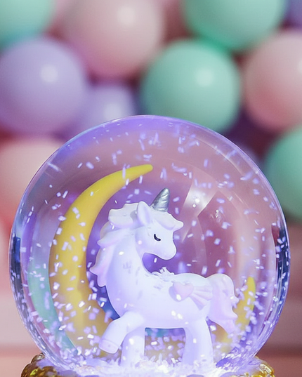large unicorn snow globe - detail