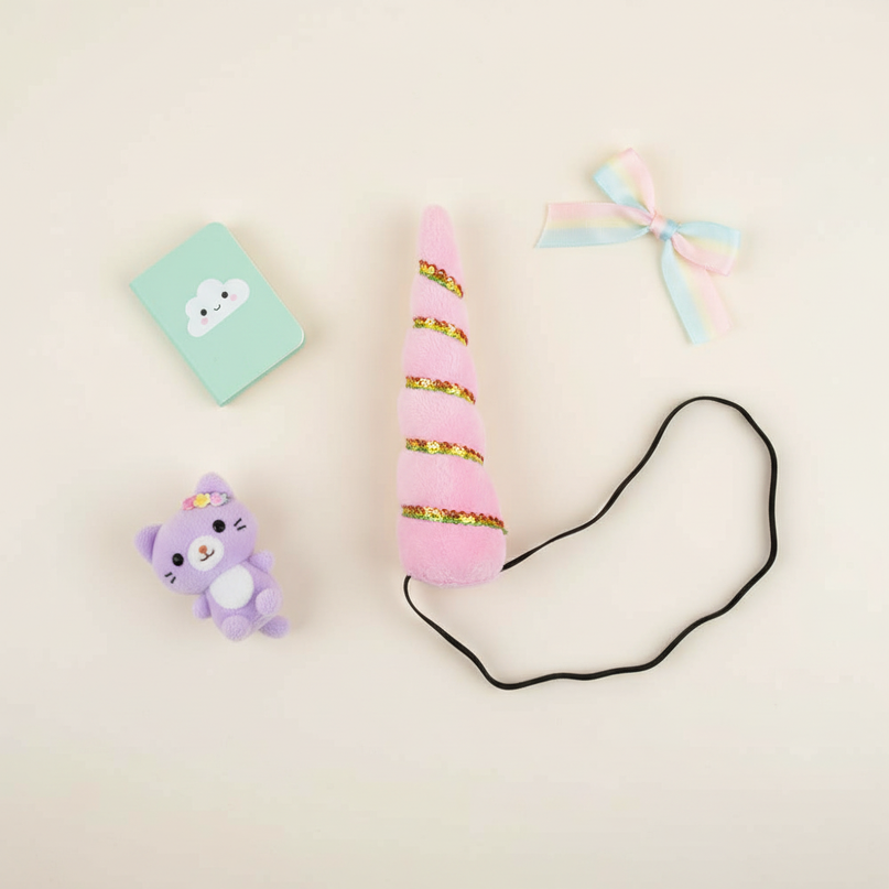 light pink elastic unicorn horn - flat-lay