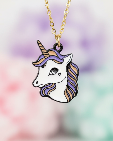 lovely unicorn necklace - detail