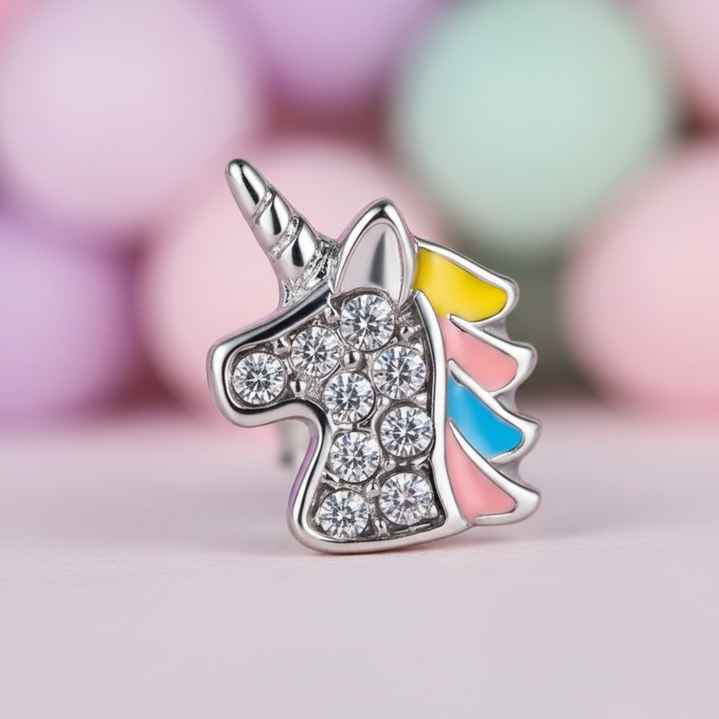 mini unicorn earrings - detail