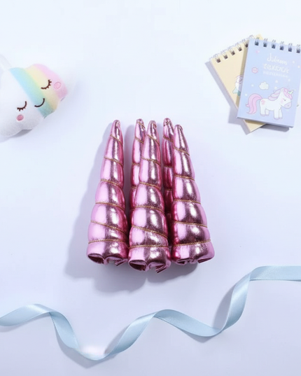 pink felt unicorn horn pack - flat-lay