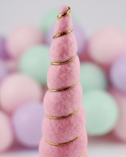 pink felt unicorn horn set - detail
