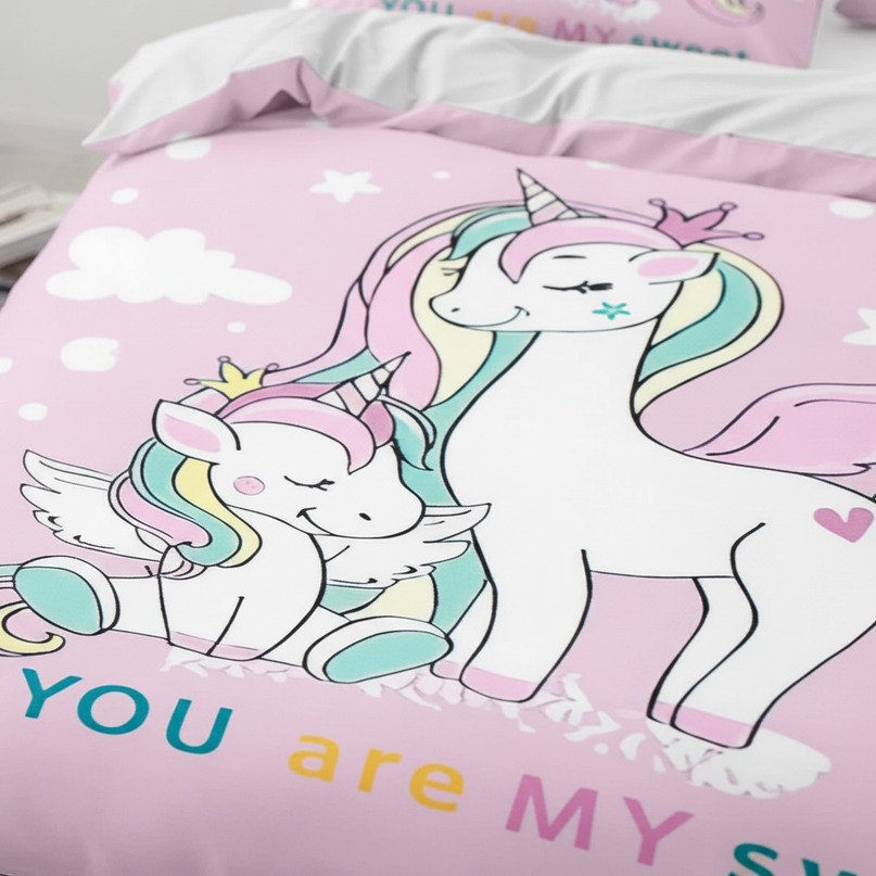 pink winged family unicorn bedding - detail
