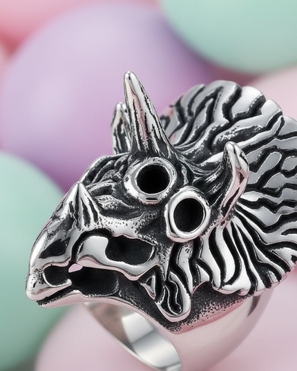 punk unicorn ring - detail
