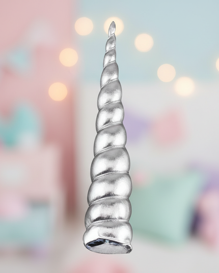 silver unicorn horn clip - lifestyle