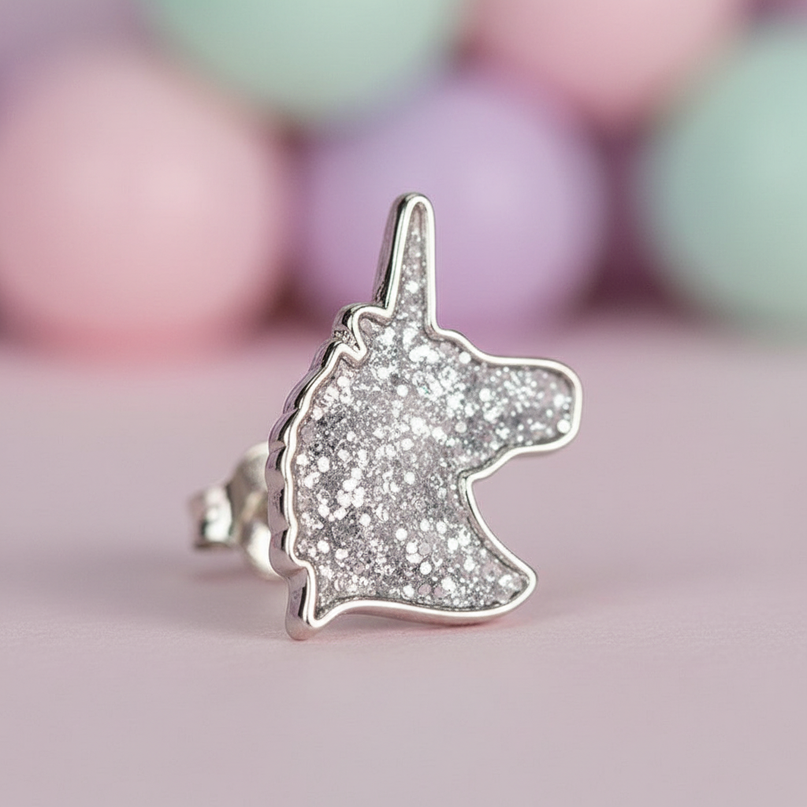 sparkly unicorn earrings - detail