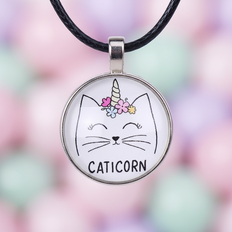 unicorn cat necklace - detail