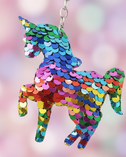 unicorn charm clip keychain - detail