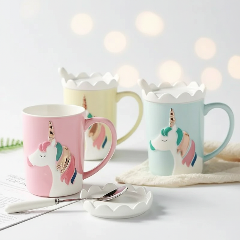 unicorn-crown-mug - lifestyle