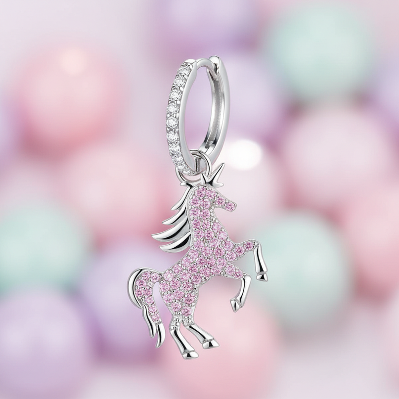 unicorn diamond earrings - detail