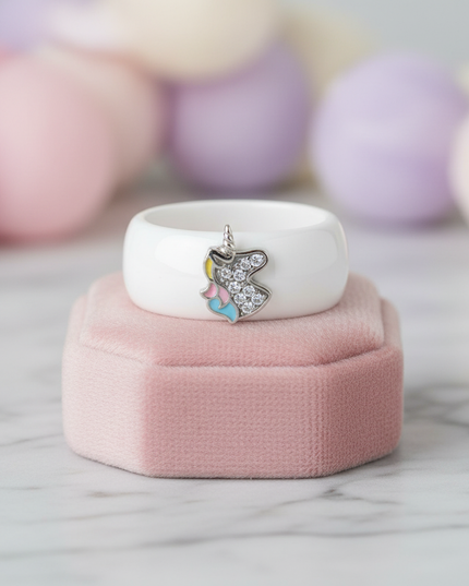 diamond unicorn ring - lifestyle