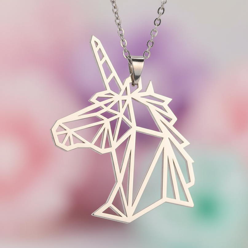 unicorn head necklace - detail