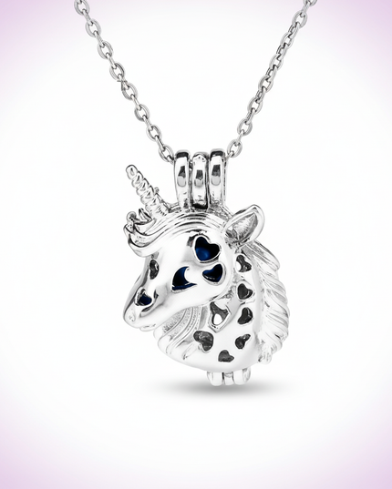 unicorn head pearl necklace - white-bg