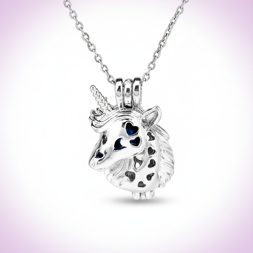 unicorn head pearl necklace - white-bg