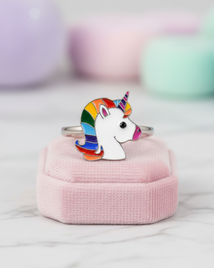 unicorn head ring - lifestyle