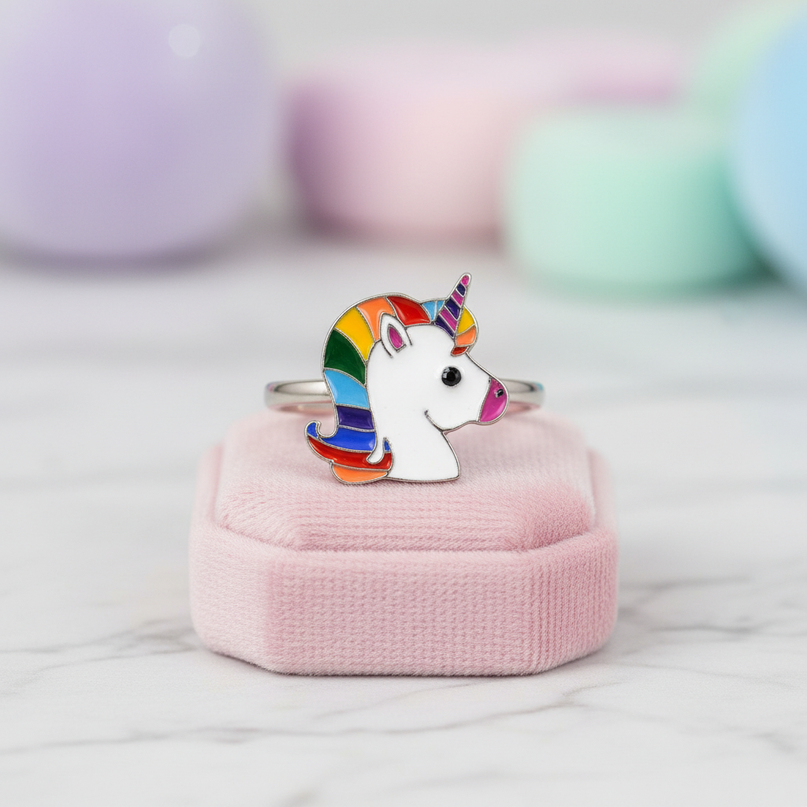 unicorn head ring - lifestyle