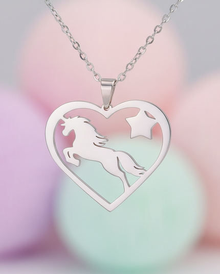 unicorn heart necklace - detail