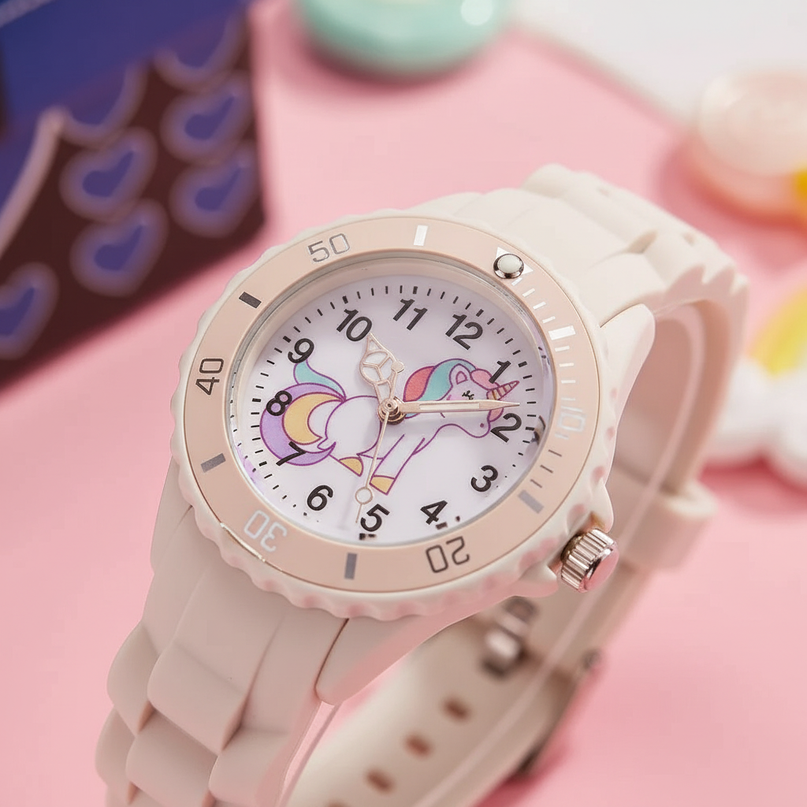 unicorn moon watch - detail