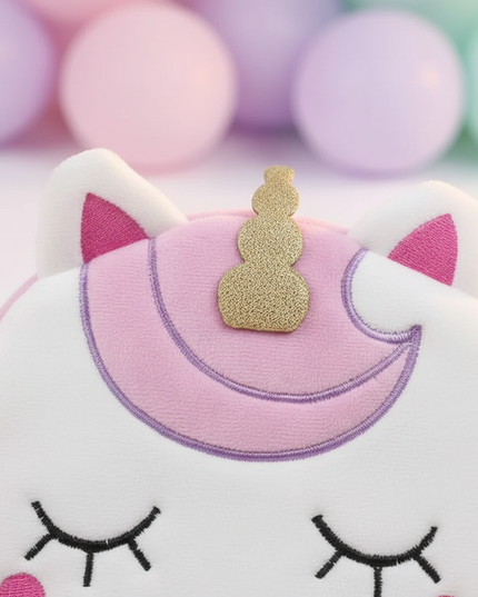 unicorn shaped purse - detail