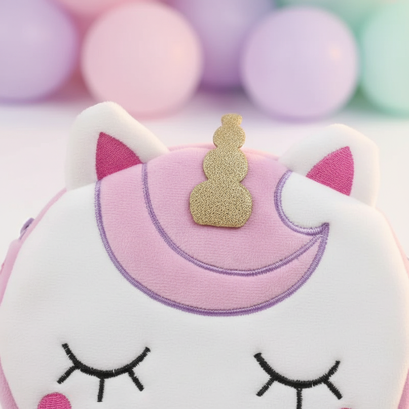 unicorn shaped purse - detail