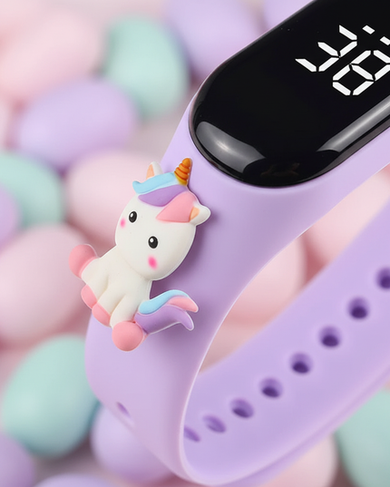 unicorn sitting watch - detail