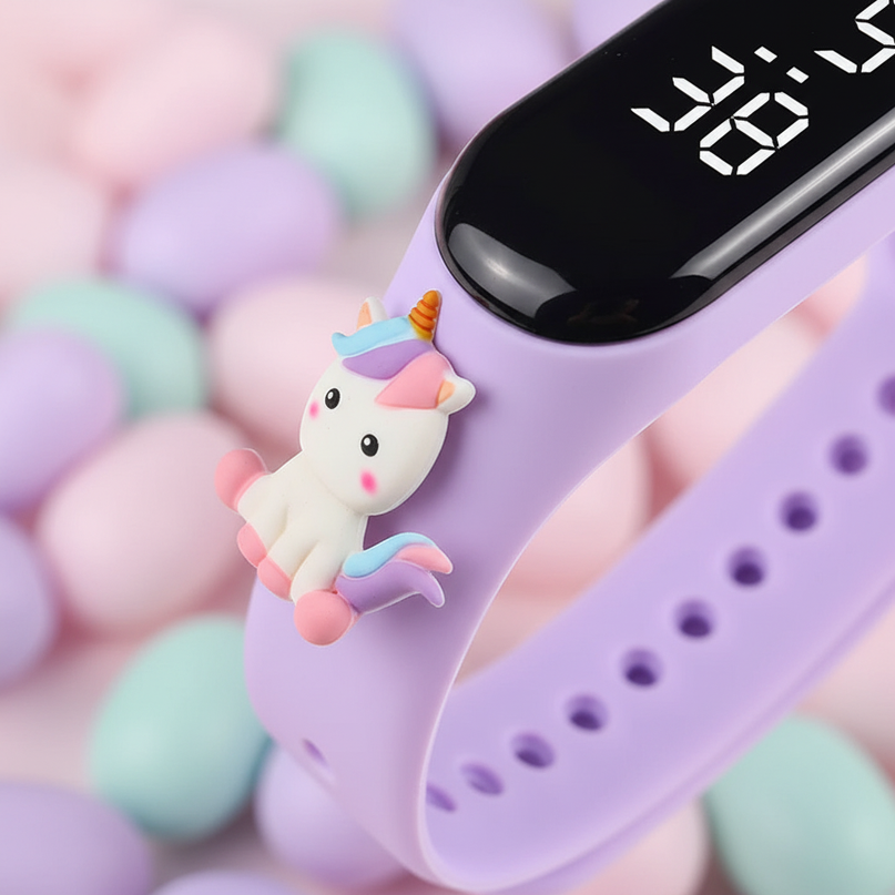 unicorn sitting watch - detail