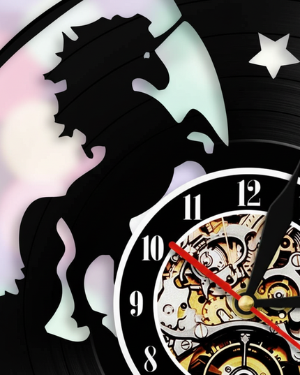 unicorn vinyl clock - detail